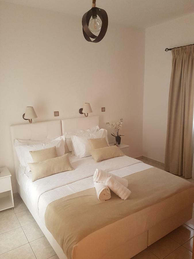 Santorini Family Apartments Kamári Buitenkant foto