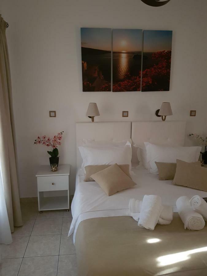 Santorini Family Apartments Kamári Buitenkant foto